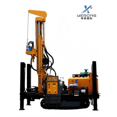 Vrtalna naprava za vodne vrtine na gosenicah