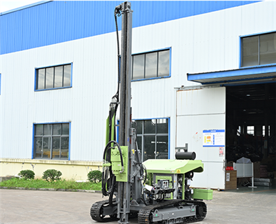 Ločena fotovoltaična hidravlična vrtalna naprava